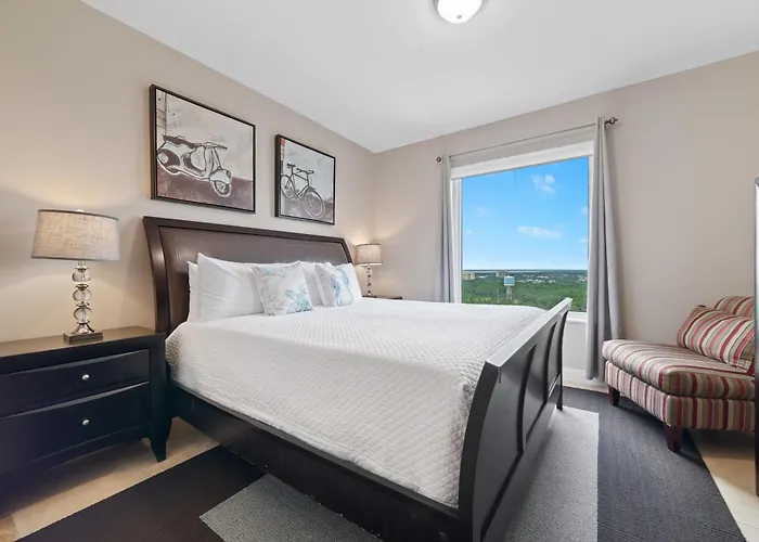 Indigo Unit 1701e Holiday home